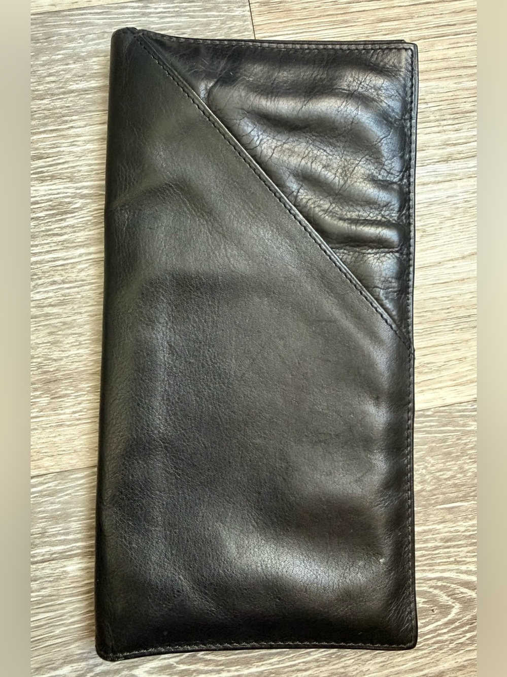 WILSON’S LEATHER Travel Wallet Passport Holder - Genuine Black Leather - Picture 3 of 3